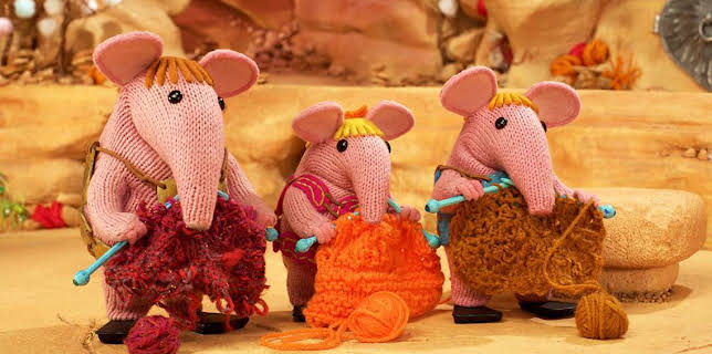 6:10 PM: Clangers (S1) | Cbeebies | 11/4 2025