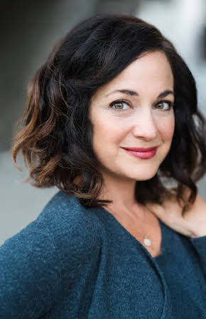 Melissa Greenspan as Phone Operator