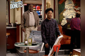 Superior Donuts, Season 1: Art for Art's Sake