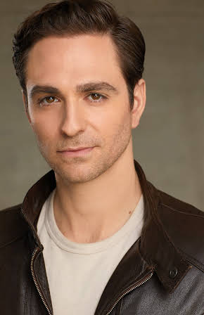 Leonardo Santaiti as 