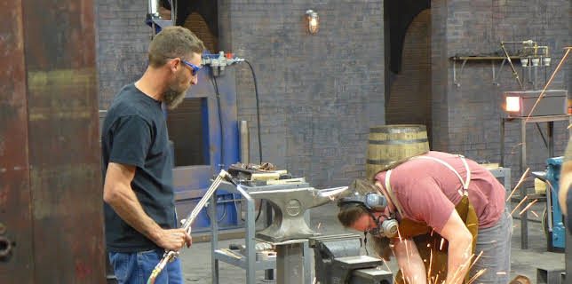 18:00: Wettkampf der Waffenschmiede | Kabel Eins Doku | 2/19 2026