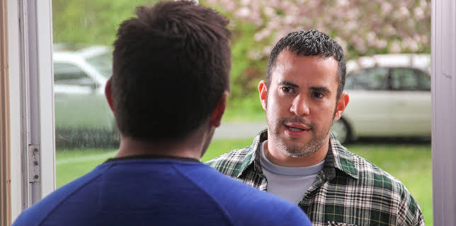 01:40: Min nabo er morder (S4 E20) (S4) | FEM | 11/15 2025