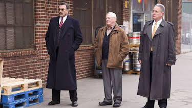 1:00 PM: Blue Bloods (S5 E11) (S5) | 5 USA | 12/28 2025