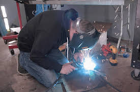 Garage Squad Extra: Garage Squad: Tricks and Tools of the Trade