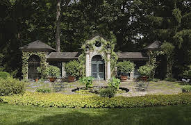 The Garden Chronicles: Sleepy Cat Farm