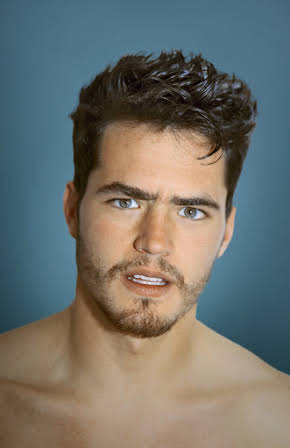 Martín Barba as 
