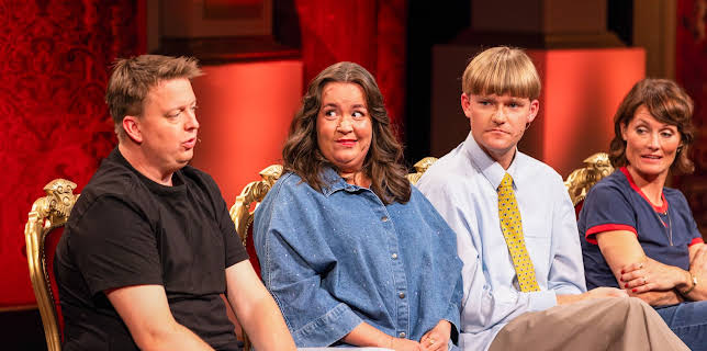 23:15: Kongen befaler (S12 E5) (S12) | TVNorge | 2/2 2026