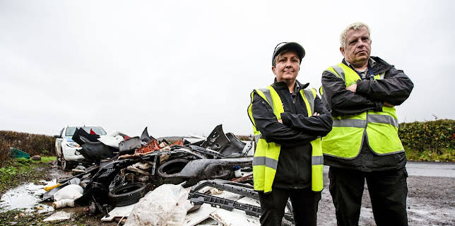 10:00 AM: Filthy Britain SOS (S1 E2) (S1) | 5 Star | 11/25 2025