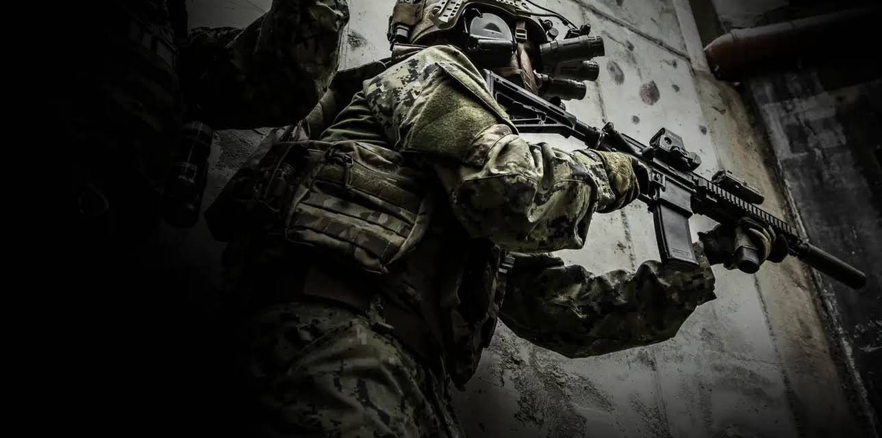 Navy SEALs: America's Secret Warriors