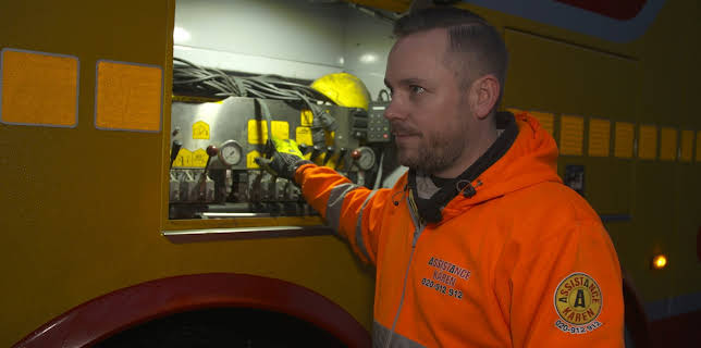 18:00: Vägens hjältar (S9 E2) (S9) | Kanal 9 | 12/30 2025