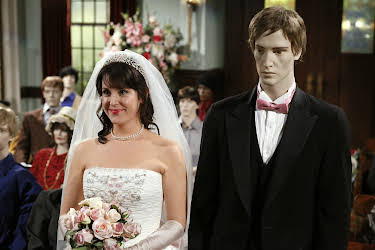 21:10: Two and a Half Men (S8 E7) (S8) | Kanal 9 | 5/4 2026