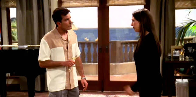 18:15: Two and a Half Men (S1 E7) (S1) | Kanal 9 | 12/12 2025