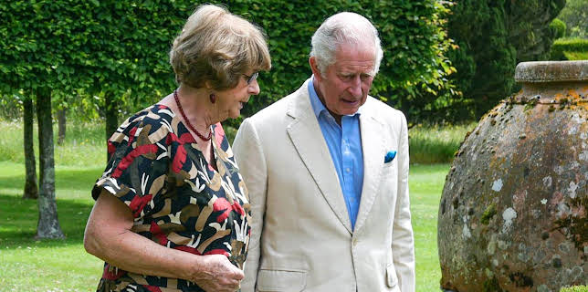 10:00 AM: The Cotswolds with Pam Ayres (S2 E5) (S2) | 5 Select | 3/26 2026