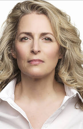 Janis Ahern as Mother of the Bride
