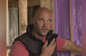 Renovation, Inc: The Lake House: Bear Scare