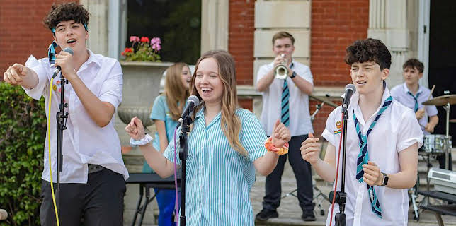 12:05 PM: Stage Stars (S1) | CBBC | 2/14 2026