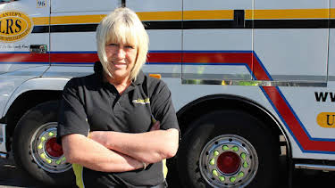 3:25 AM: Trucking Hell (S2 E15) (S2) | Paramount | 12/25 2025