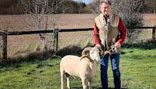 Love Your Weekend with Alan Titchmarsh (S7 E32)