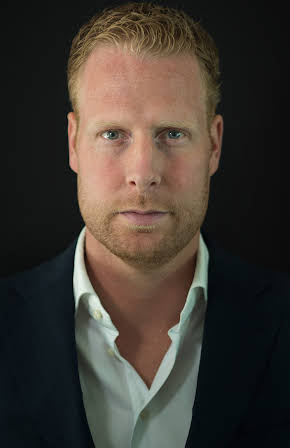 Ferdi Stofmeel as 