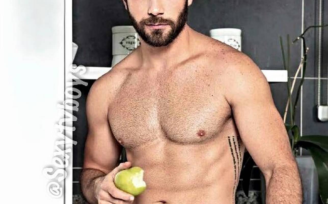 Carlos Ferro