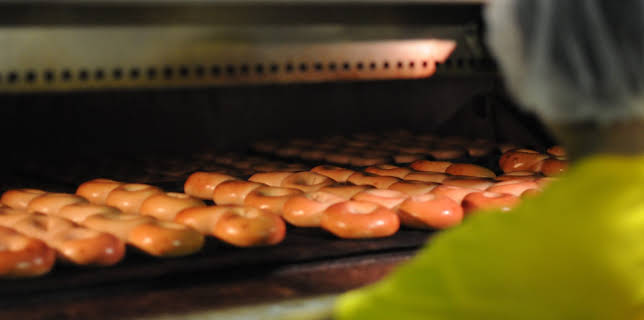 05:35: How Do They Do It? (S11 E5) (S11) | Kanal 9 | 11/14 2025