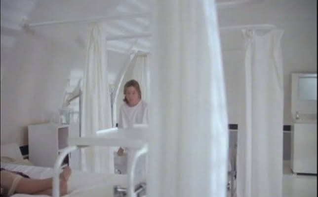 Anna Calder-Marshall