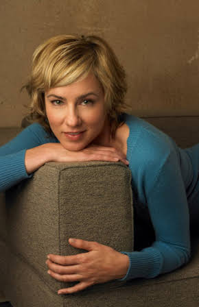 Traylor Howard as 