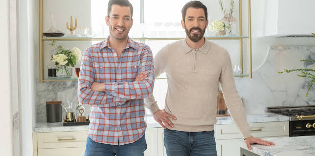 10:00 AM: Property Brothers: Forever Homes (S4 E14) (S4) | W | 11/21 2025