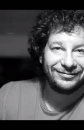 Jeffrey Ross as Internet Troll 
  
  
  (voice) (as Jeff Ross)