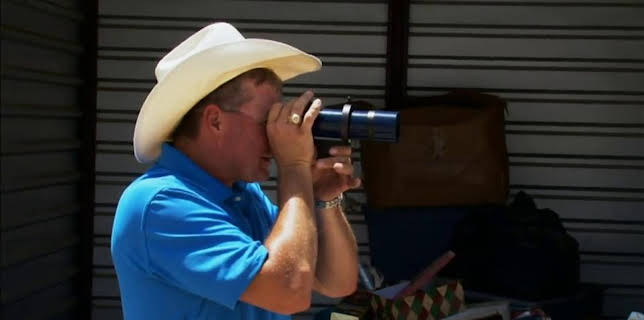 21:00: Storage Wars: Texas (S6 E2) (S6) | TV10 | 12/22 2025