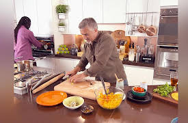 Paul Hollywoods Pies & Puds: Savoury Choux Buns