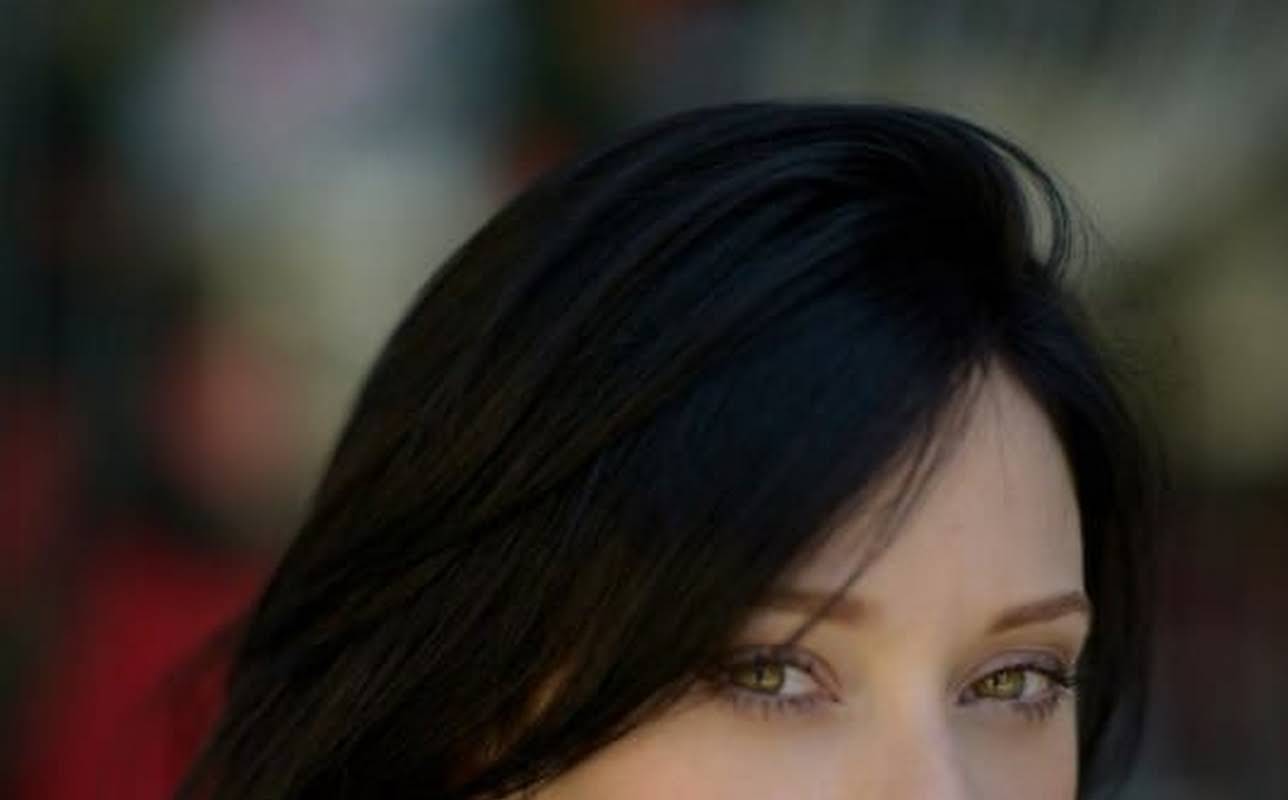 Caroline Abras