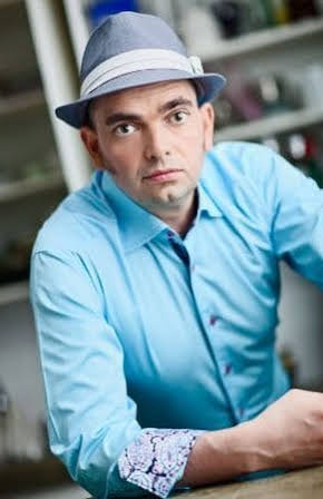 Peter New as 