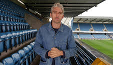 Fights, Camera, Action (S1 E3)