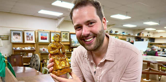 4:30 PM: Antiques Road Trip (S31) | BBC One East Midlands | 11/27 2025