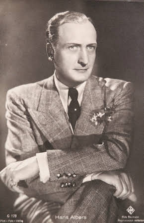 Hans Albers as 