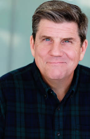 Rod McLachlan as 