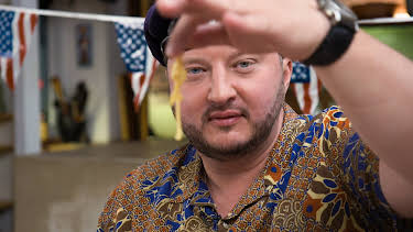 16:00: Die Food-Challenge - Lege bastelt Junk-Food | ZDFinfo | 4/16 2026