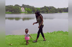 Virtually in Love, Season 1: Commit or Quit