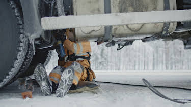 01:30: På glattisen (S11 E6) (S11) | Viasat 4 | 4/27 2026