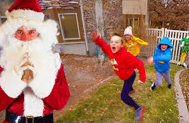 The Fun Squad: The Fun Squad Catches Imposter Santa!