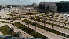 Grand Egyptian Museum - Im Tempel der Pharaonen