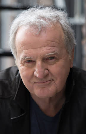 Tom Kemp as 