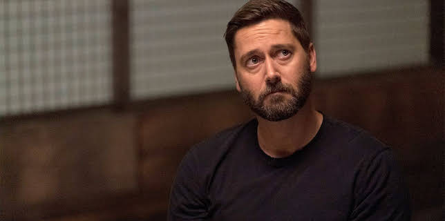 1:05 AM: New Amsterdam (S5 E3) (S5) | 5 Select | 12/25 2025