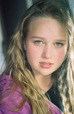 Amy Bruckner as 