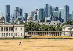 Secrets of The Royal Palaces