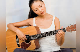 Learning to Play Guitar: Chords, Scales, and Solos: Taking the Guitar to the Next Level