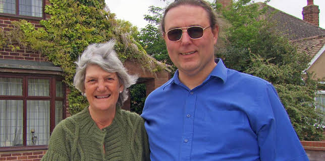 2:40 PM: Four in a Bed | More 4 | 2/17 2026