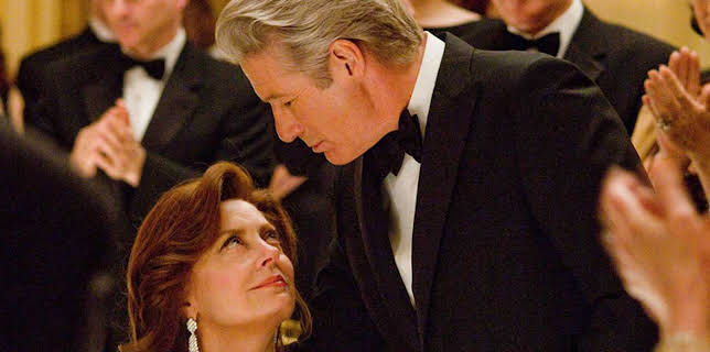 21:45: CINE 5 ESTRELLAS: 'EL FRAUDE' | Telecinco | 1/1 2026