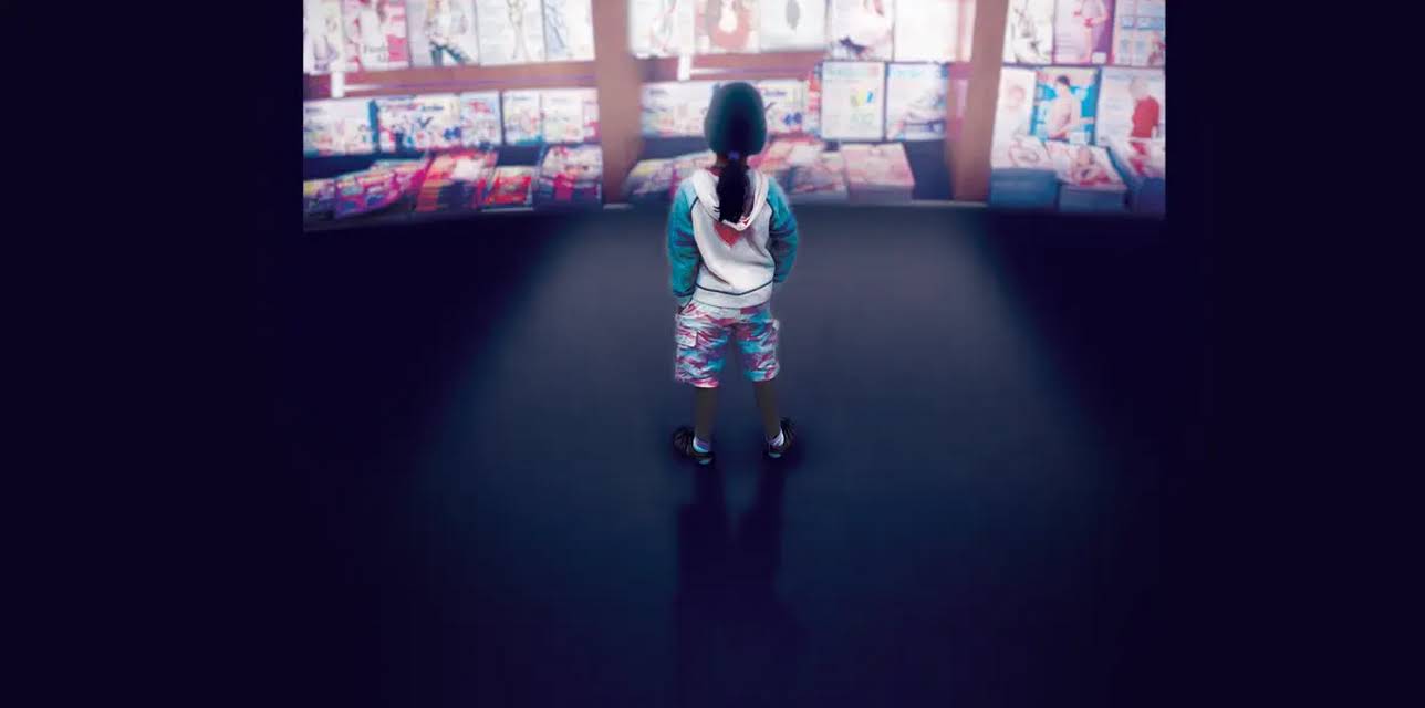 Straight/Curve: Redefining Body Image (2018)